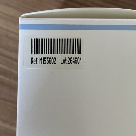 Sisley Energizing Foaming Exfoliant for the body, 200ml - Picture 3 of 6